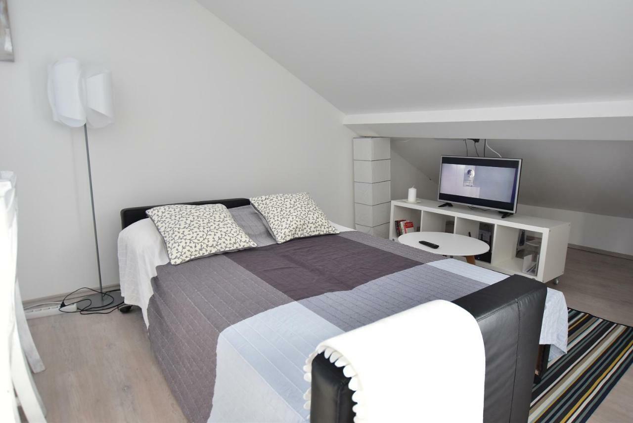 Apartments Sea & Sky Stari Grad  Dış mekan fotoğraf