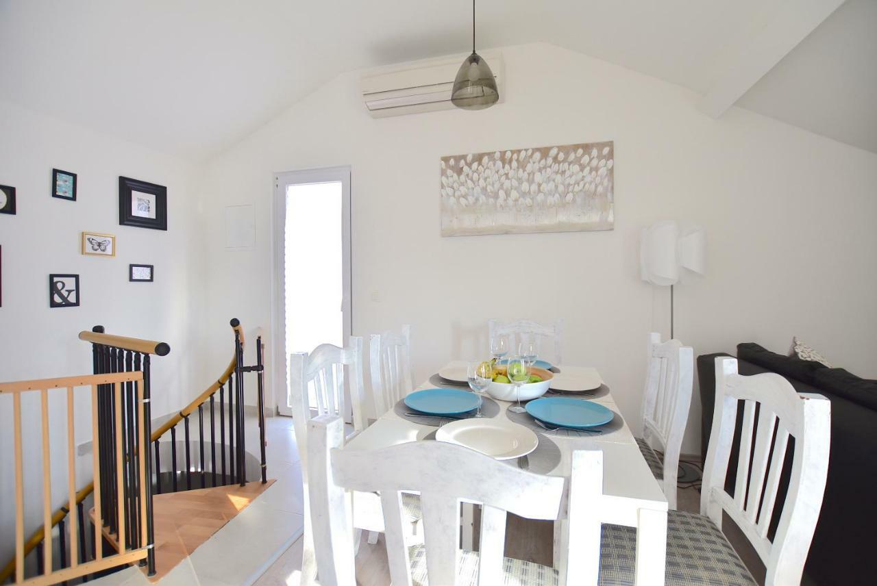 Apartments Sea & Sky Stari Grad  Dış mekan fotoğraf