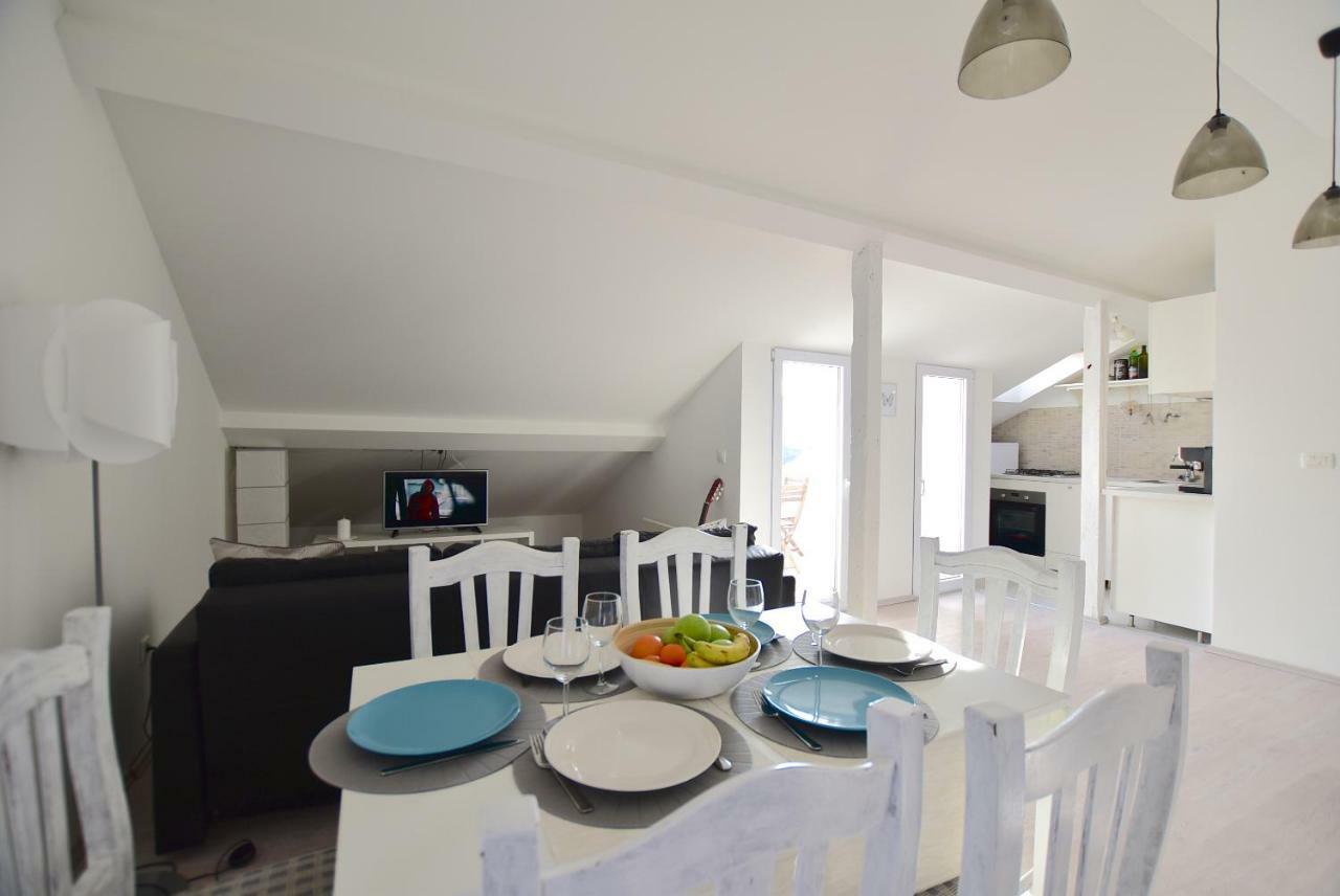 Apartments Sea & Sky Stari Grad  Dış mekan fotoğraf