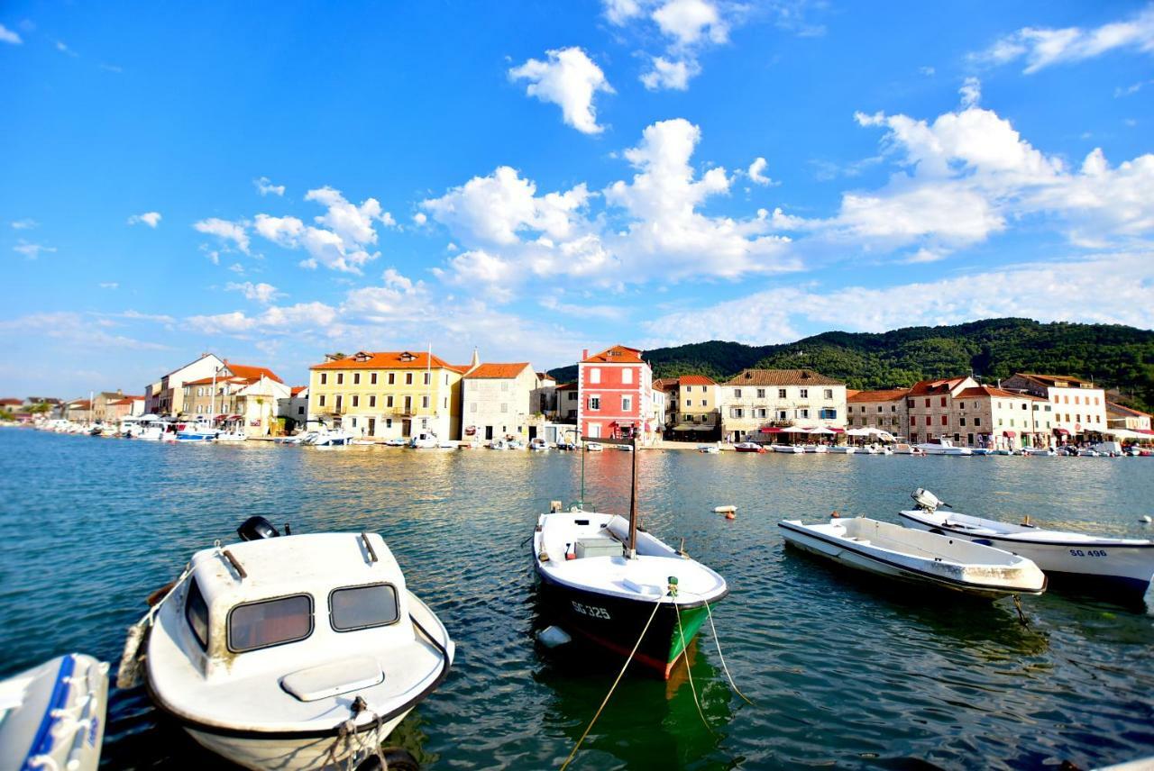 Apartments Sea & Sky Stari Grad  Dış mekan fotoğraf